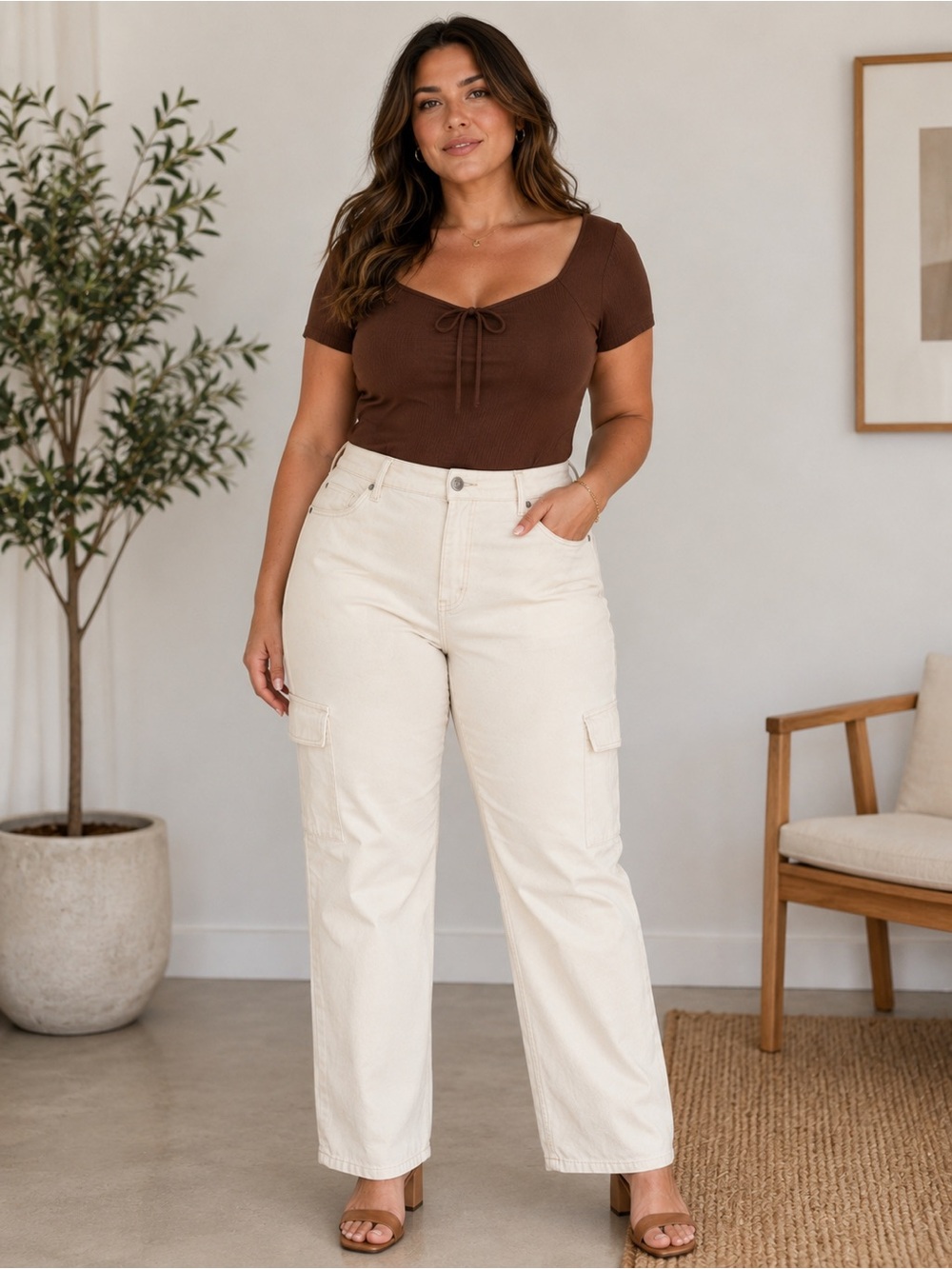 Old Navy Women’s Cream Cargo Pants